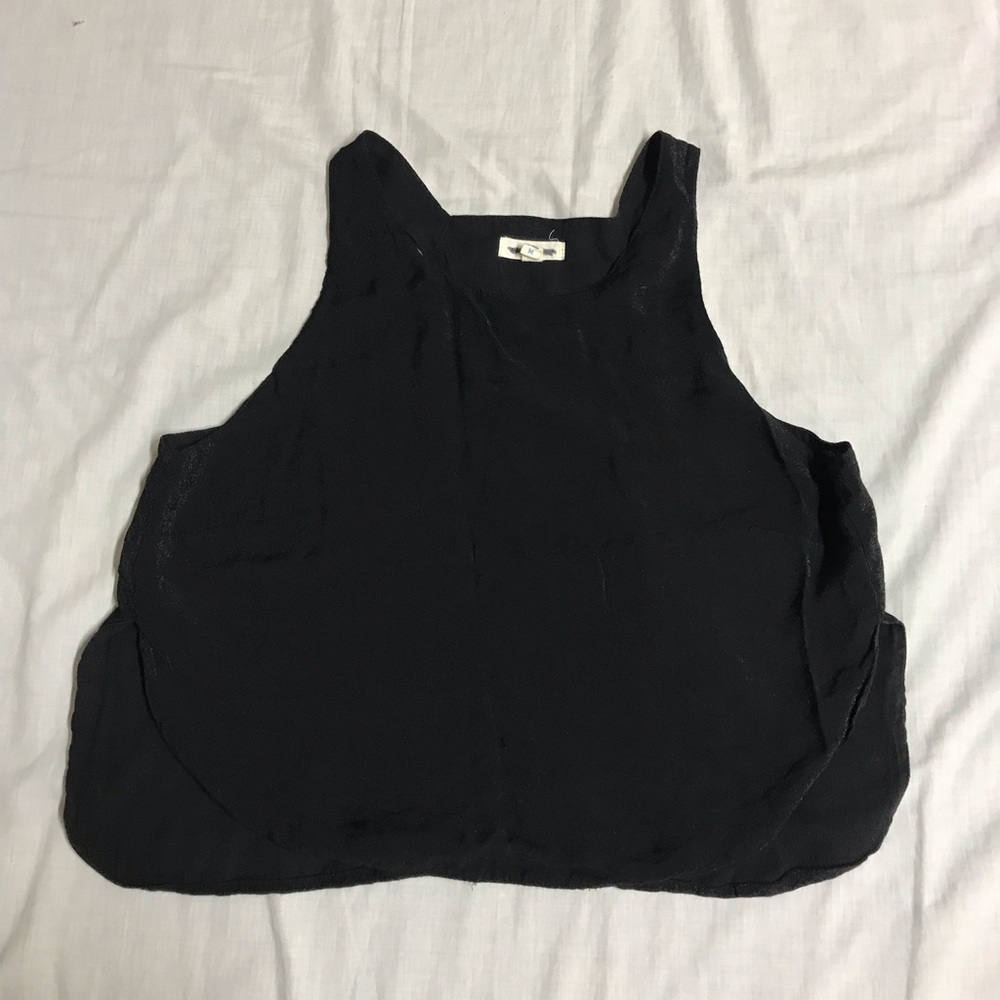 urban outfitters crop top